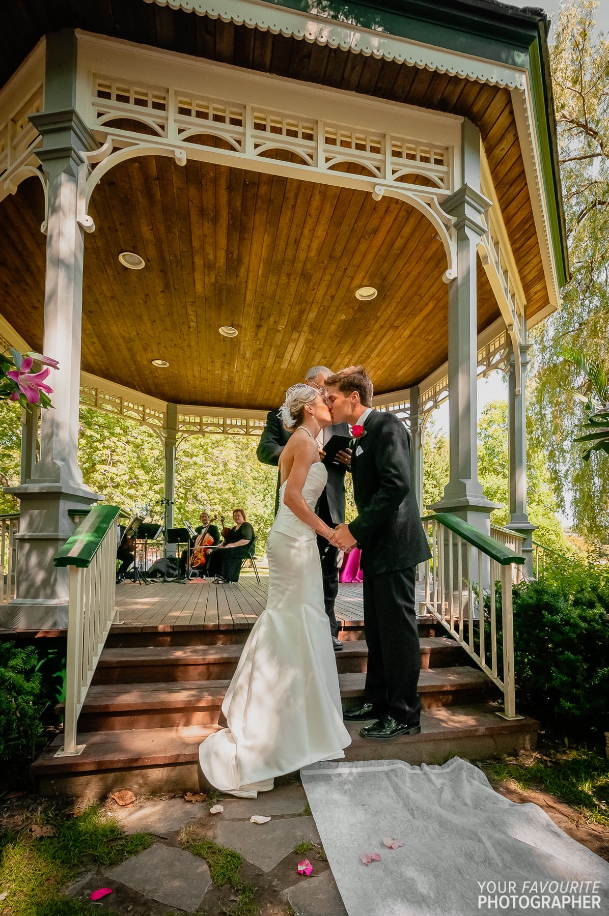 Hacienda Sarria Wedding | Victoria Park Pavilion Wedding | Krystal & Curtis
