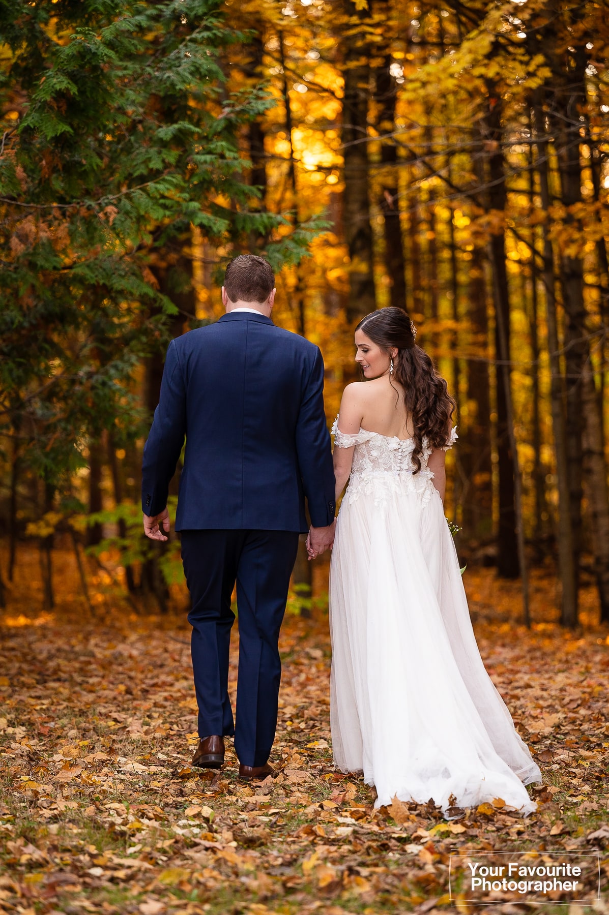 Autumn wedding photos at Ganaraska Forest